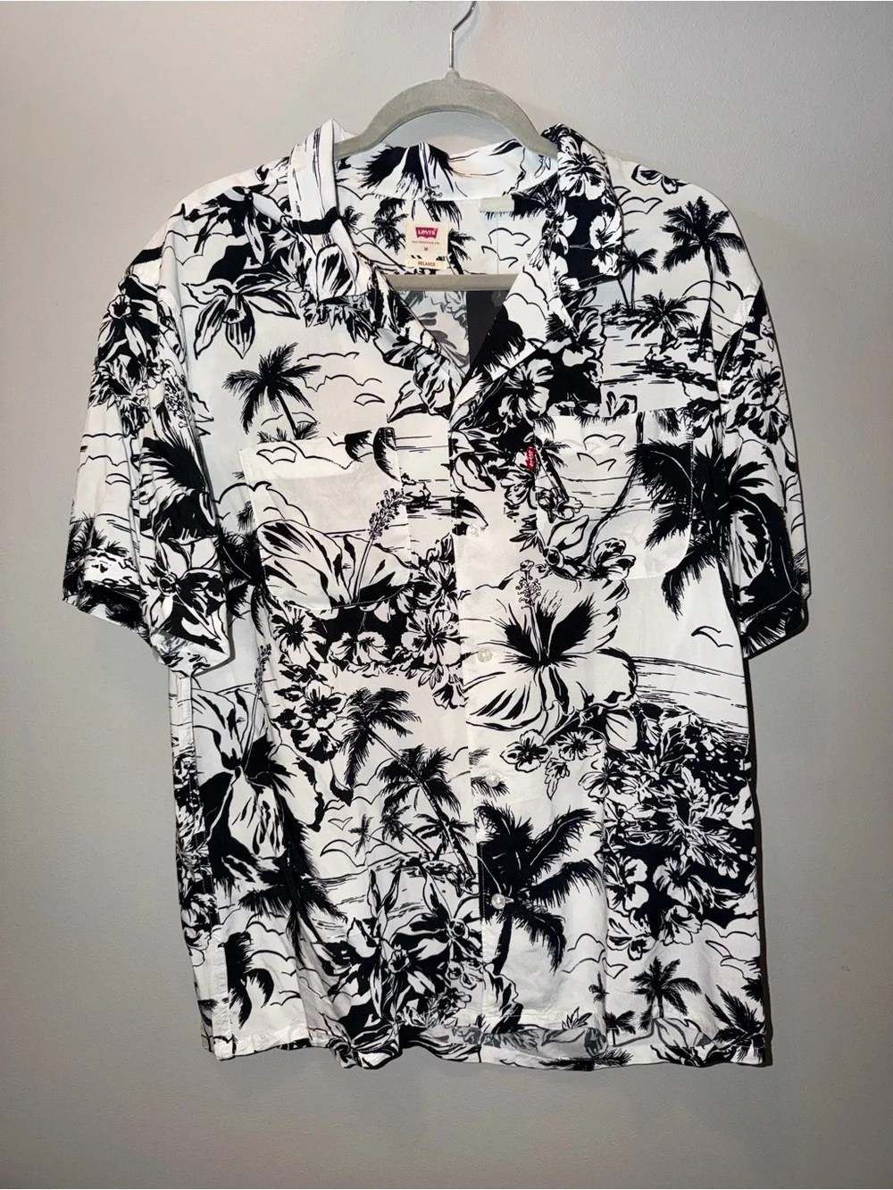 Levi's Black and White Tropical Print Button-Down Shirt - Men